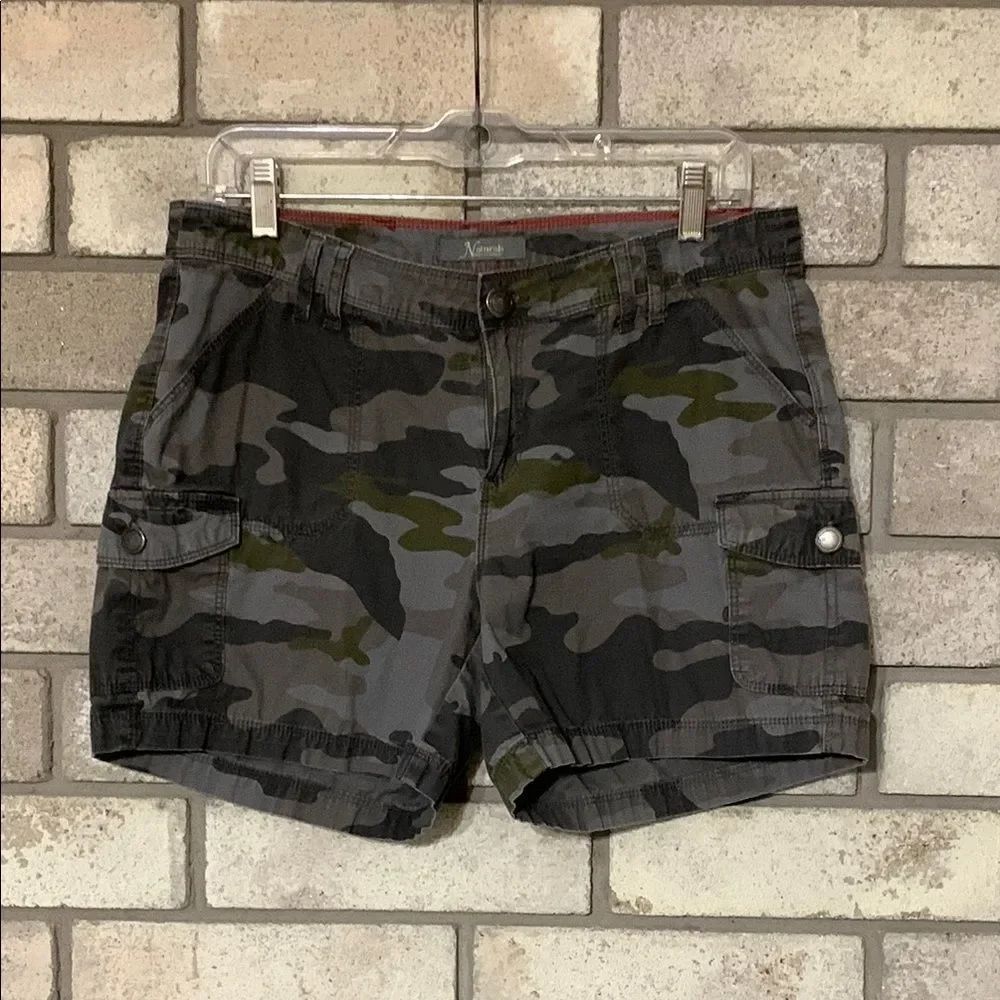 3for$20 shorts size 8